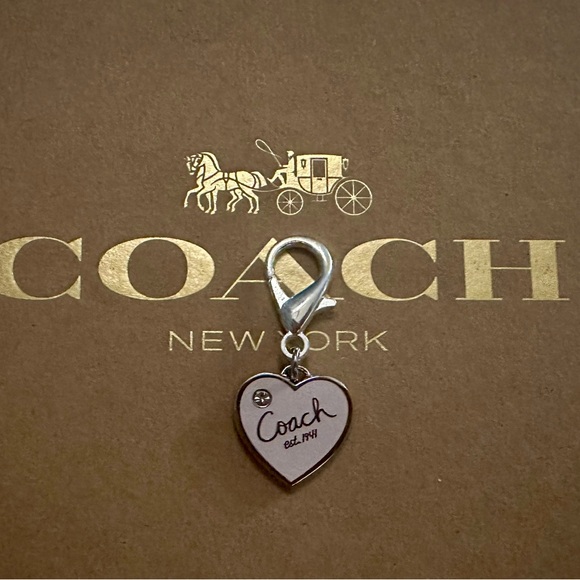 Coach est. 1941 Baby Pink Enamel Crystal Heart Wristlet Bag Charm Silver-tone - Picture 3 of 5